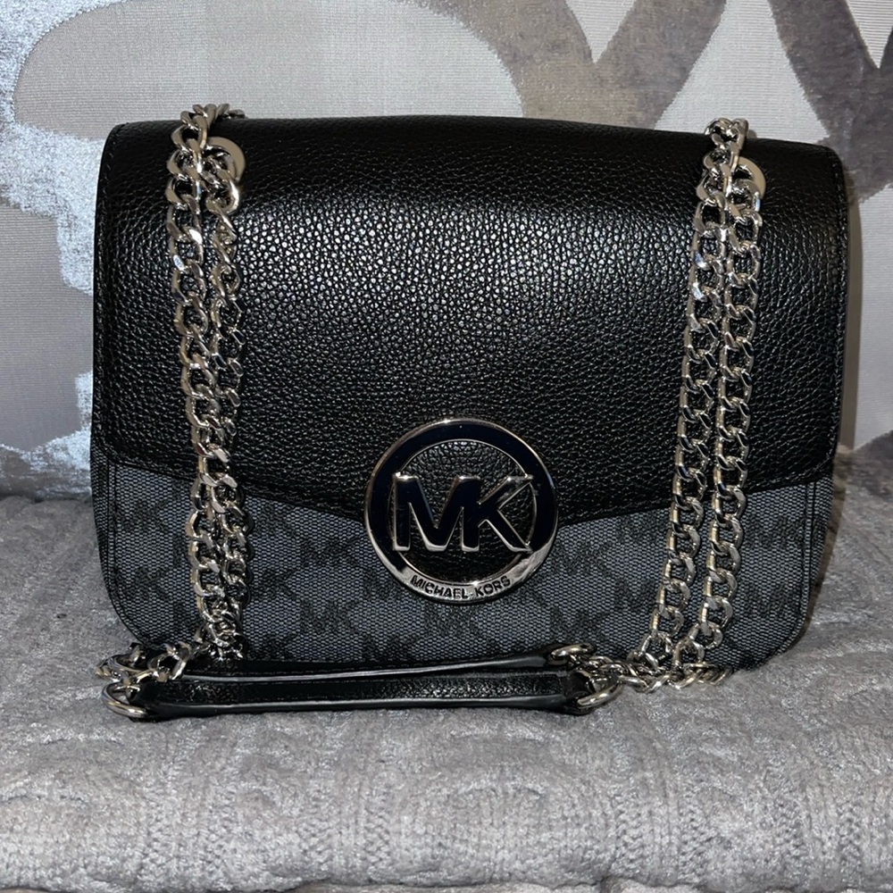 Micheal Kors Fulton bag